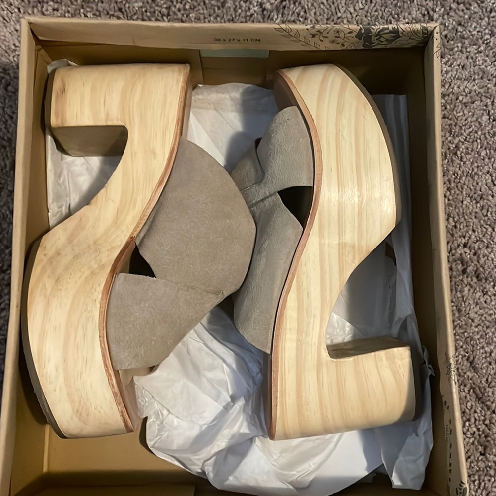 Free people women platform clogs size 10